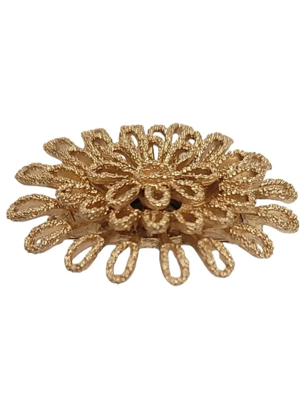 Trifari Gold-Tone Textured Layered Open Scalloped Edge Cluster Pin Brooch Signed